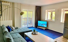 Las Slupski Premium Apartament Nr6 Wifi Netflix Smart Tv50 Two Bedrooms Two Extra Large Double Beds Up To 6 People Full Pleasure Quality Stay (Adults Only)